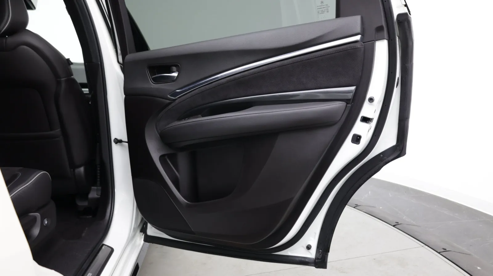 Acura MDX photo 37