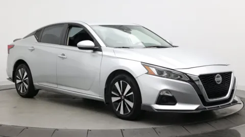 Another view of 2022 Nissan Altima 2.5 SV for sale in Jacksonville, FL at Auto Boutique Florida