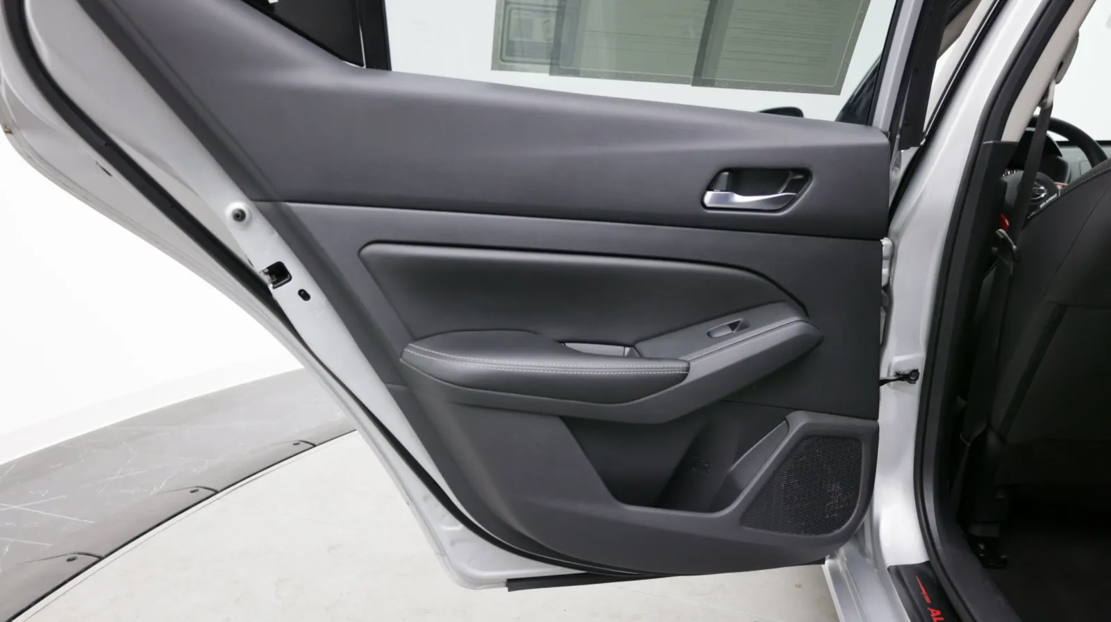 Nissan Altima photo 26
