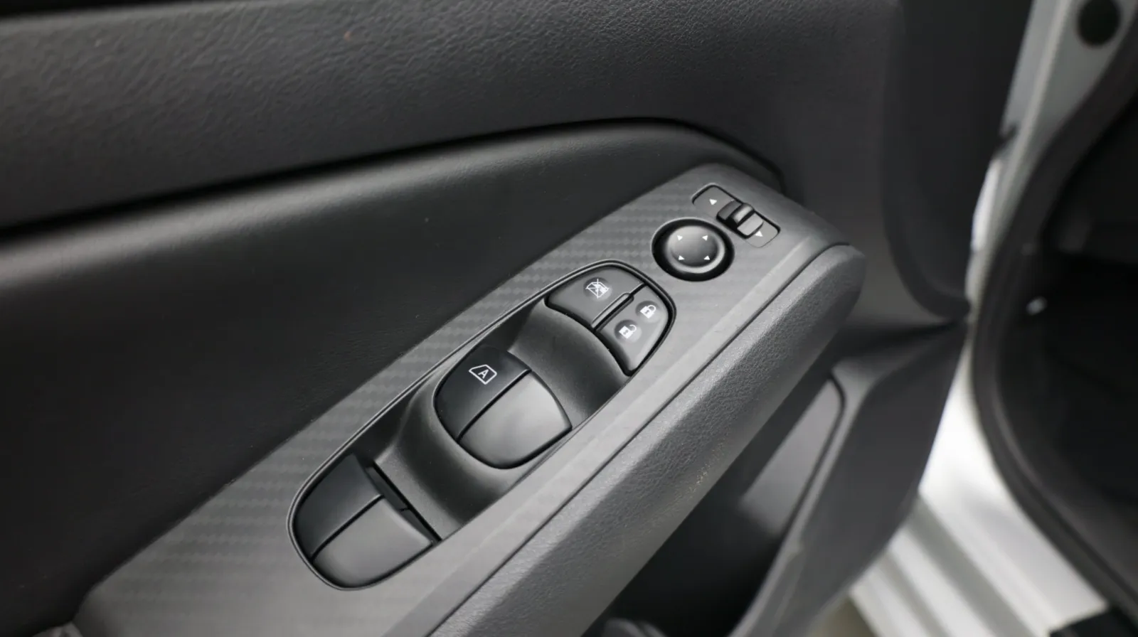Nissan Altima photo 12