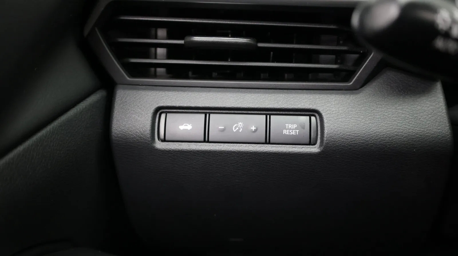 Nissan Altima photo 16