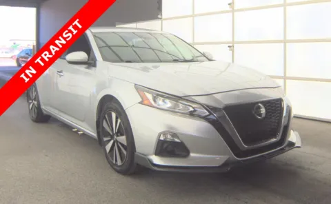 Another view of 2022 Nissan Altima 2.5 SV for sale in Jacksonville, FL at Auto Boutique Florida