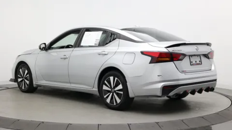 More photos of 2022 Nissan Altima 2.5 SV at Auto Boutique Florida, FL