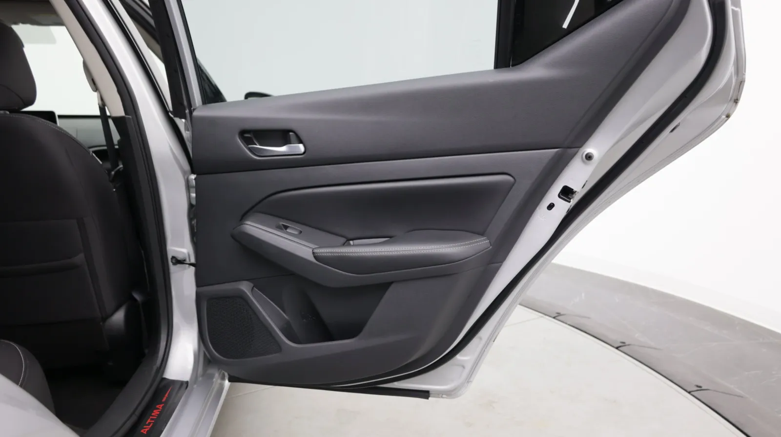 Nissan Altima photo 32