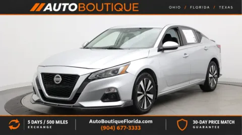 Silver 2022 Nissan Altima 2.5 SV for sale in Jacksonville, FL