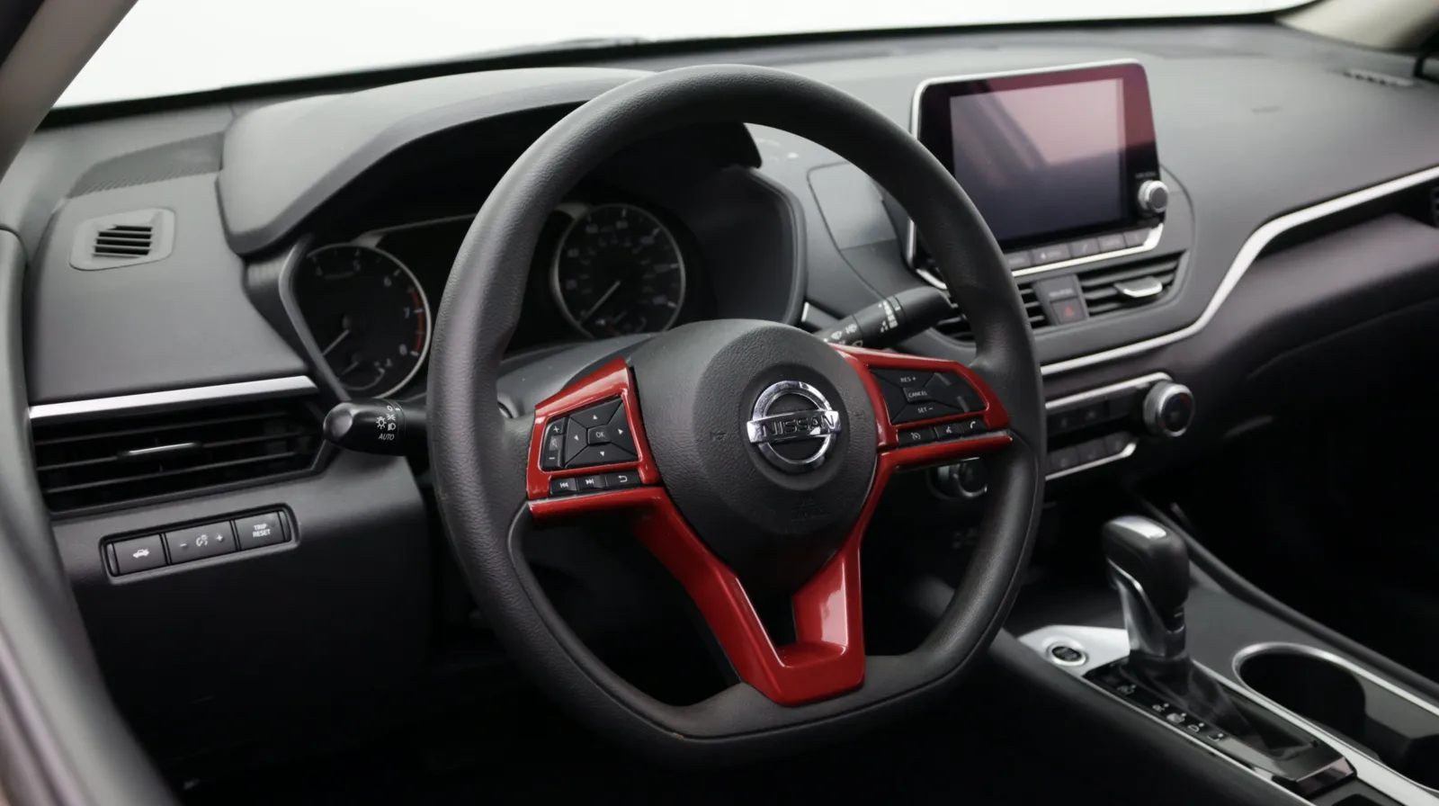Nissan Altima photo 8