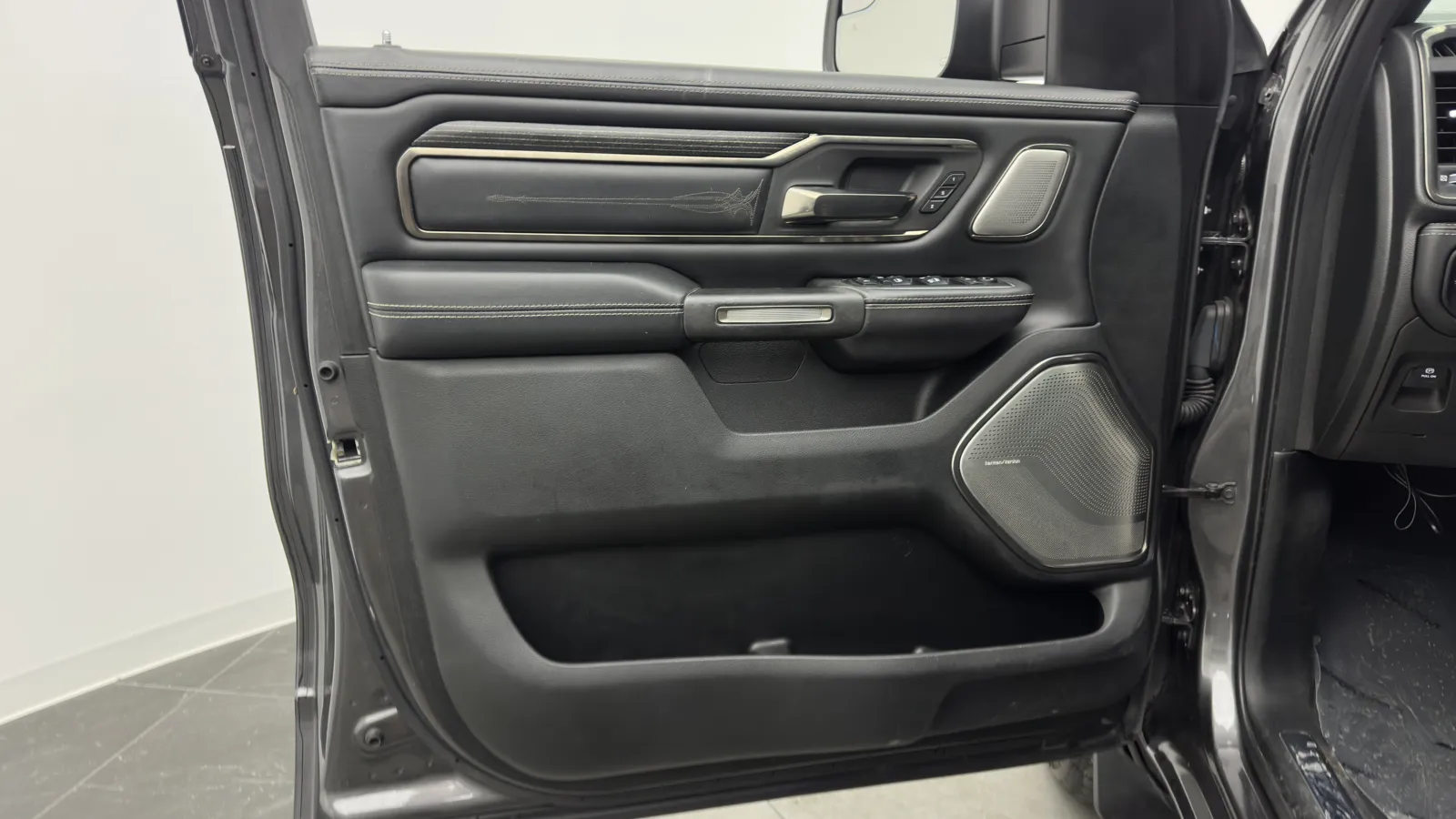 Ram 1500 photo 10
