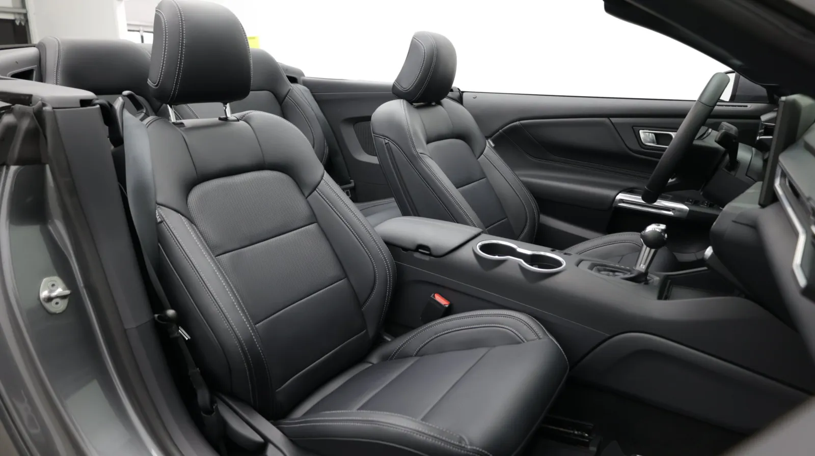 Ford Mustang photo 31