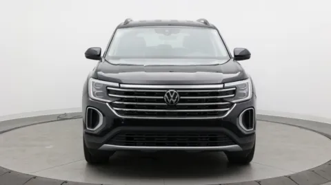 Photos of 2026 Volkswagen Atlas 2.0T SE w/Technology for sale in Jacksonville, FL at Auto Boutique Florida