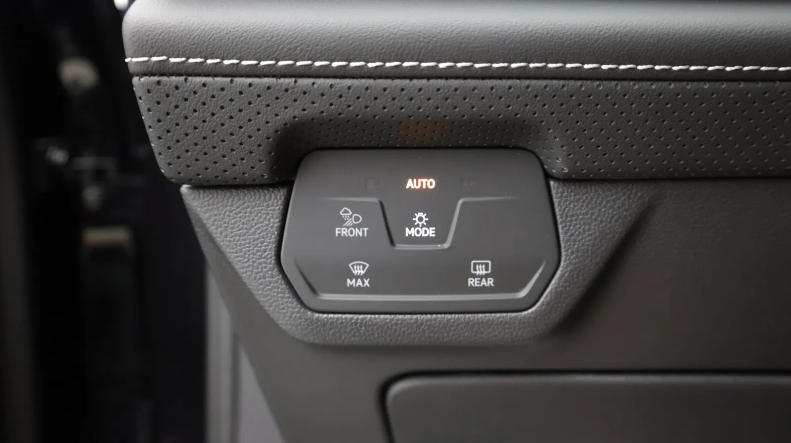 Volkswagen Atlas photo 16