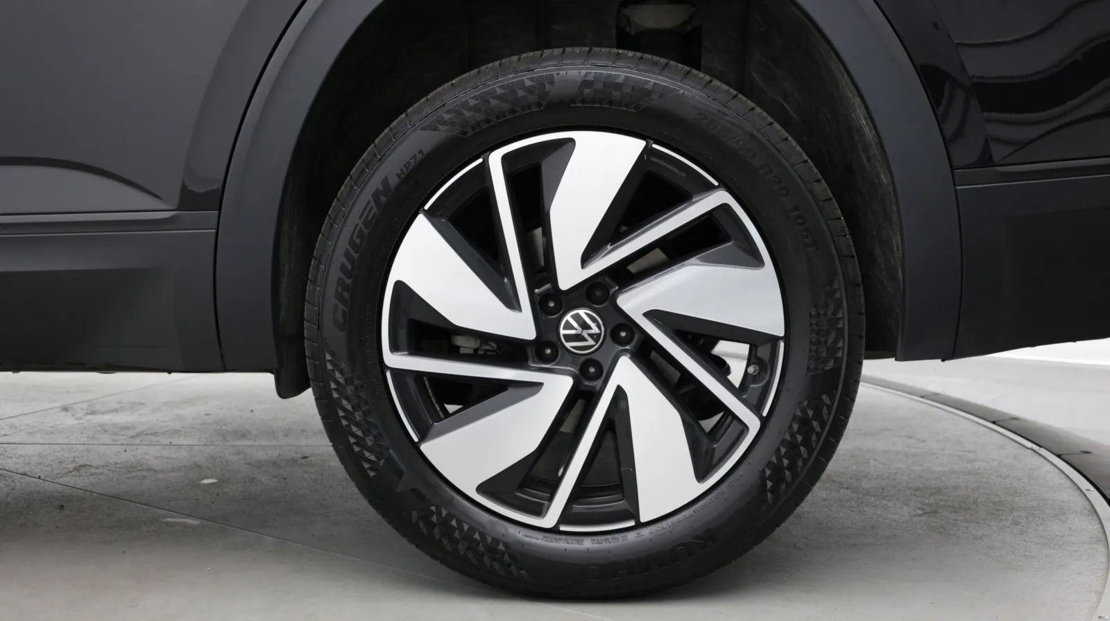 Volkswagen Atlas photo 8