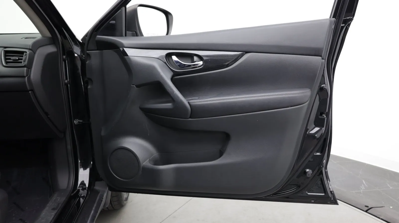 Nissan Rogue photo 40