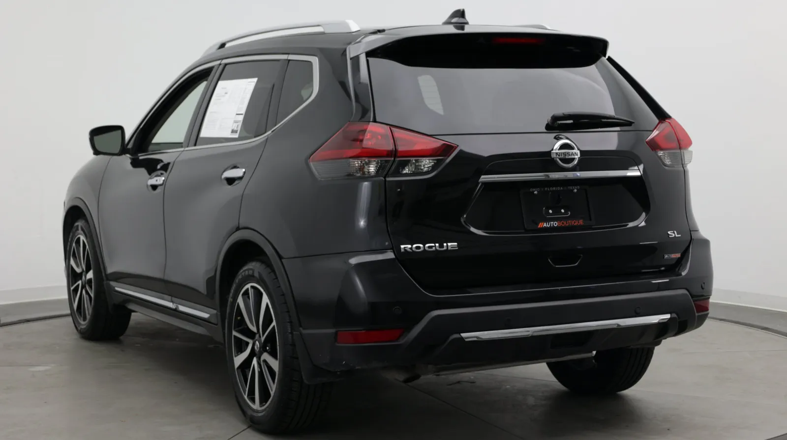 Nissan Rogue photo 6