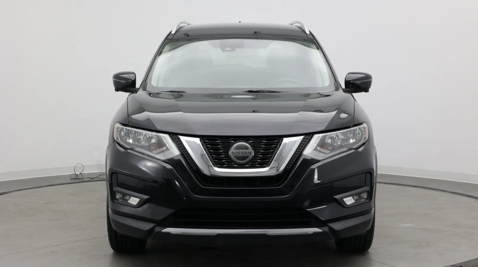 Nissan Rogue photo 2
