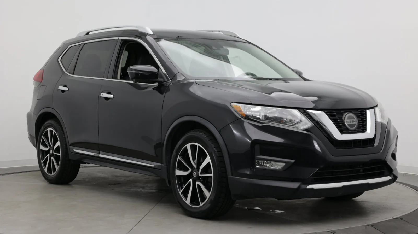 Nissan Rogue photo 3
