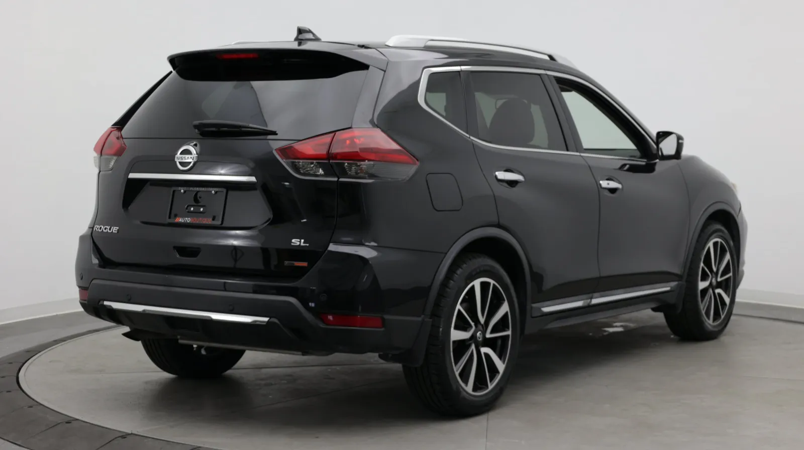 Nissan Rogue photo 8