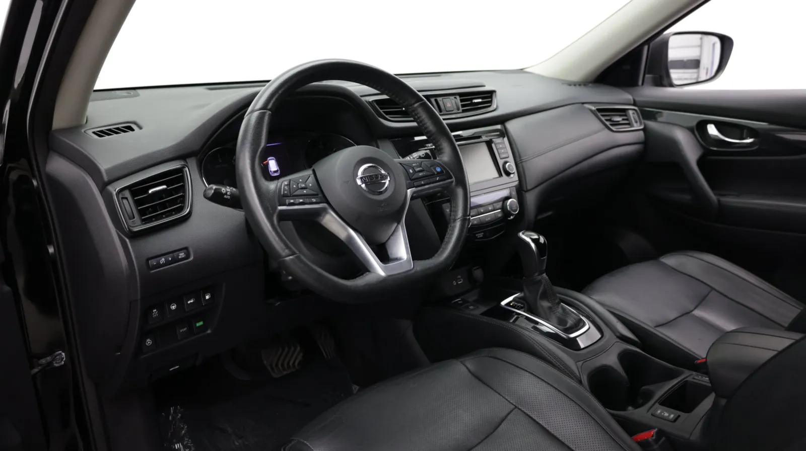 Nissan Rogue photo 13