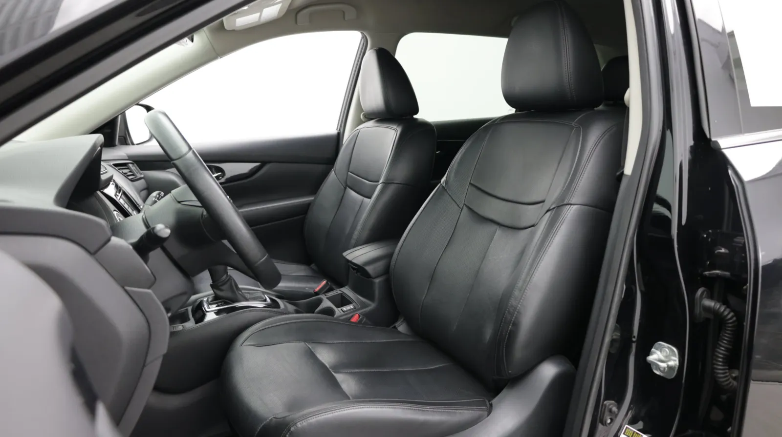 Nissan Rogue photo 17