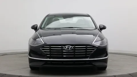 Photos of 2023 Hyundai Sonata SE for sale in Jacksonville, FL at Auto Boutique Florida