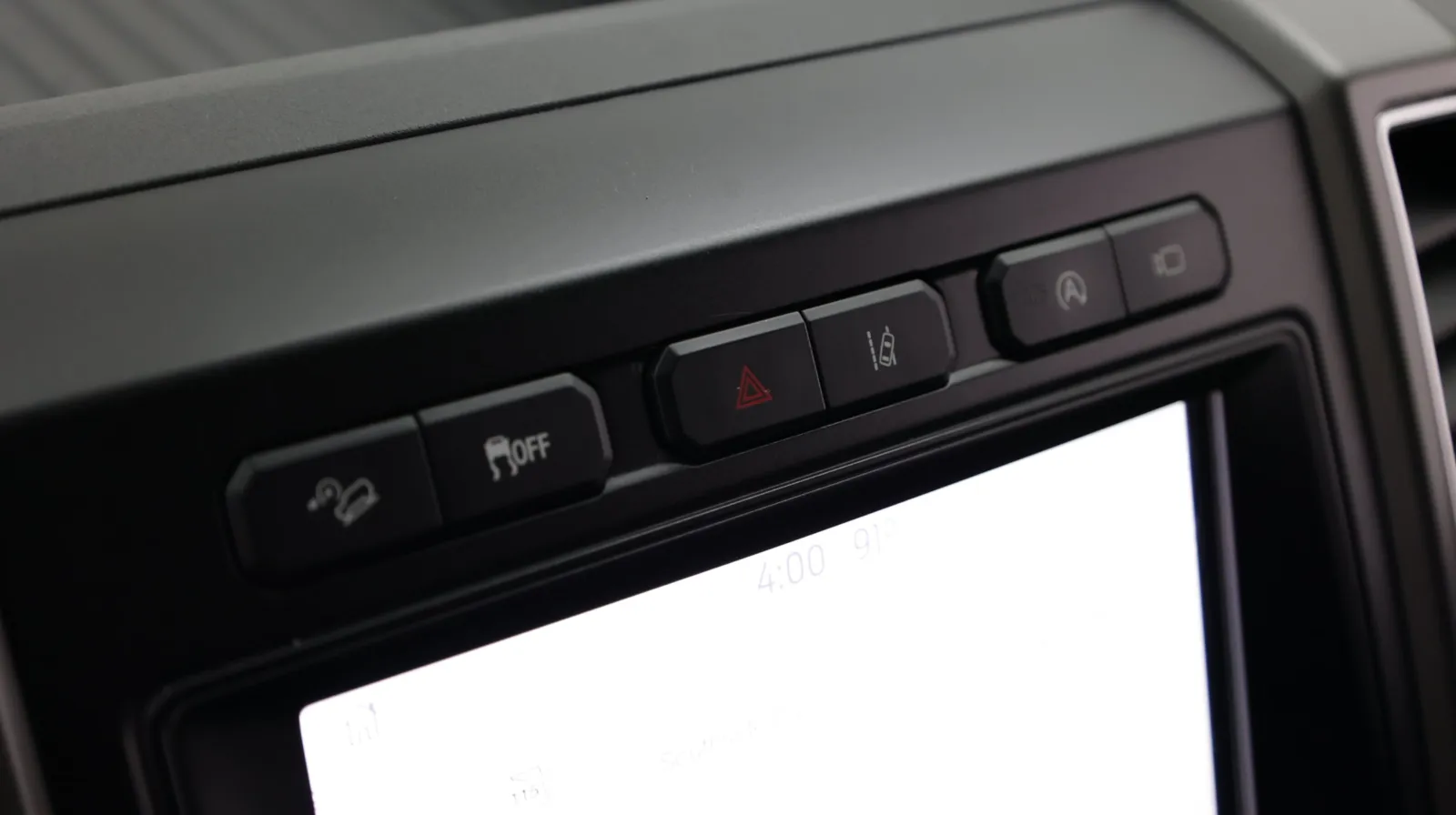 Ford Expedition photo 24