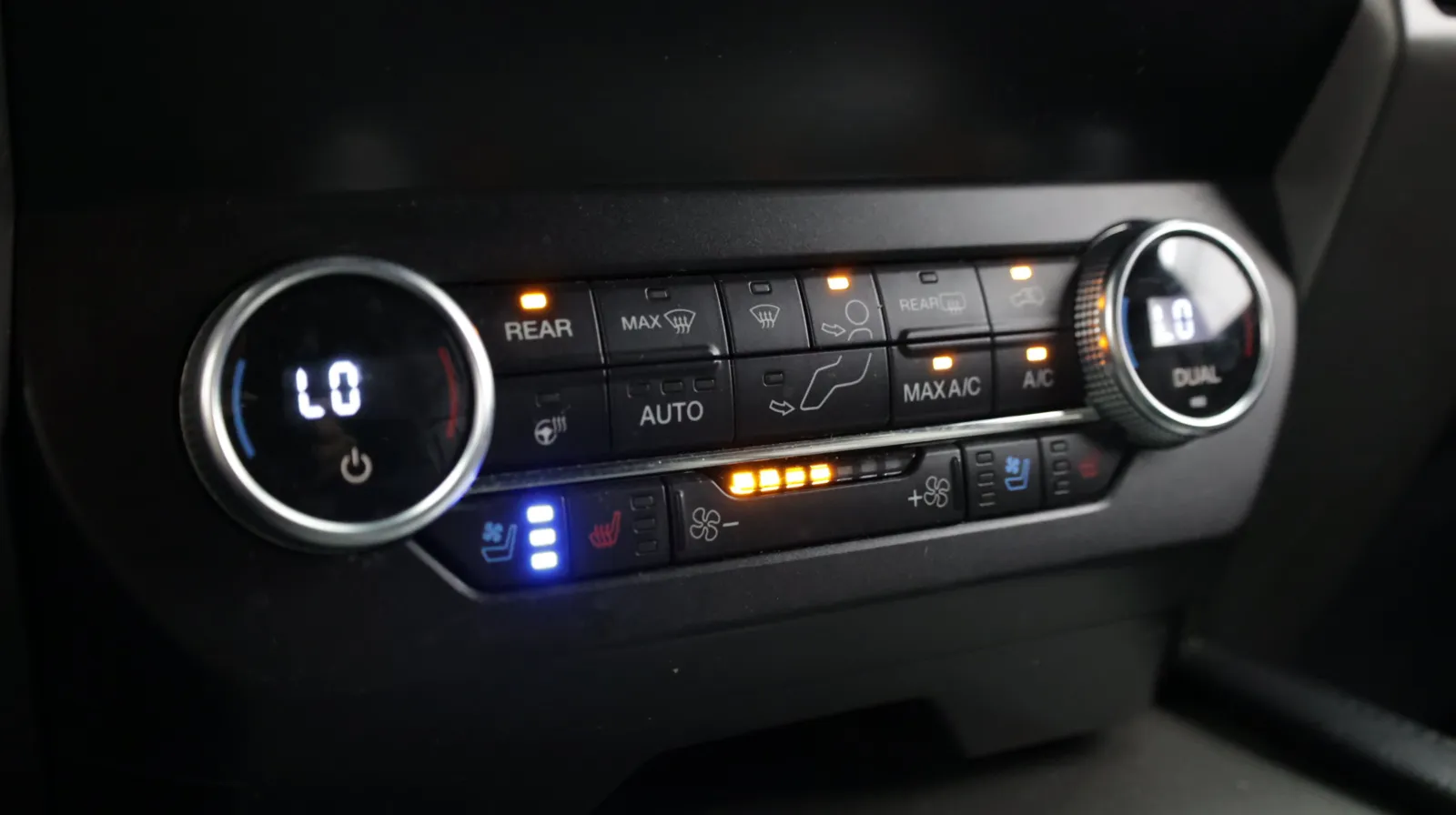 Ford Expedition photo 20