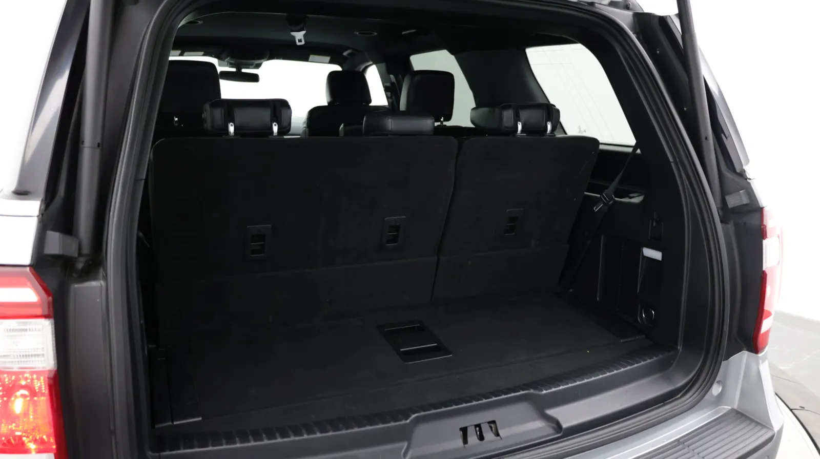 Ford Expedition photo 35