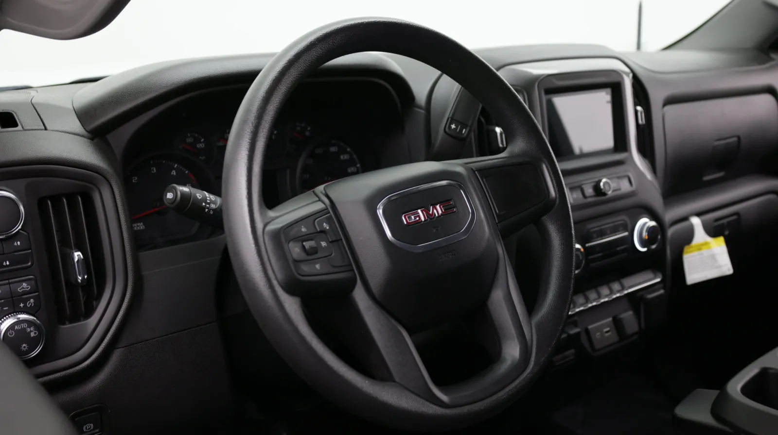 GMC Sierra photo 10