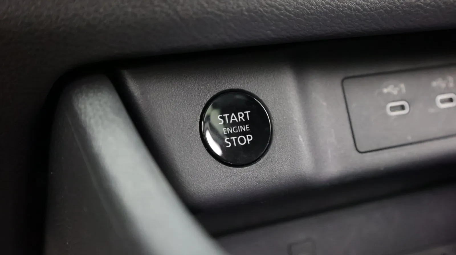 Nissan Rogue photo 18