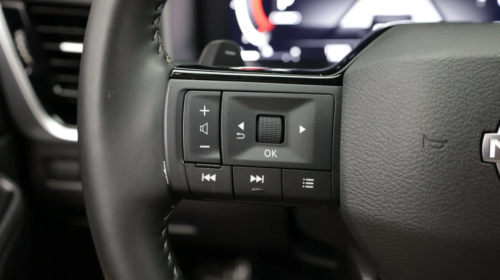 Nissan Rogue photo 21