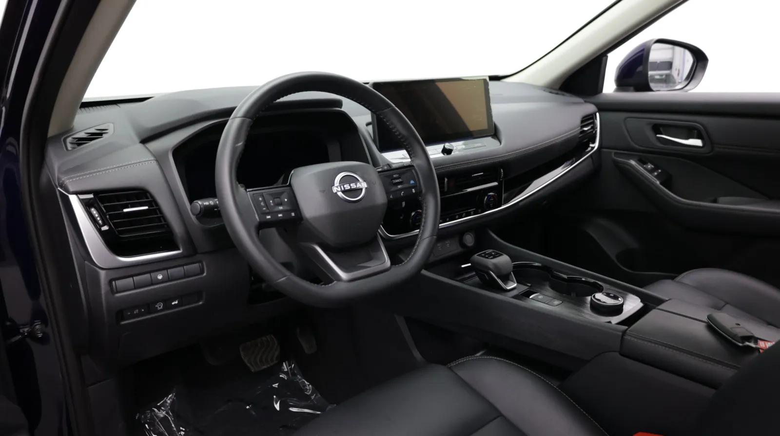 Nissan Rogue photo 11