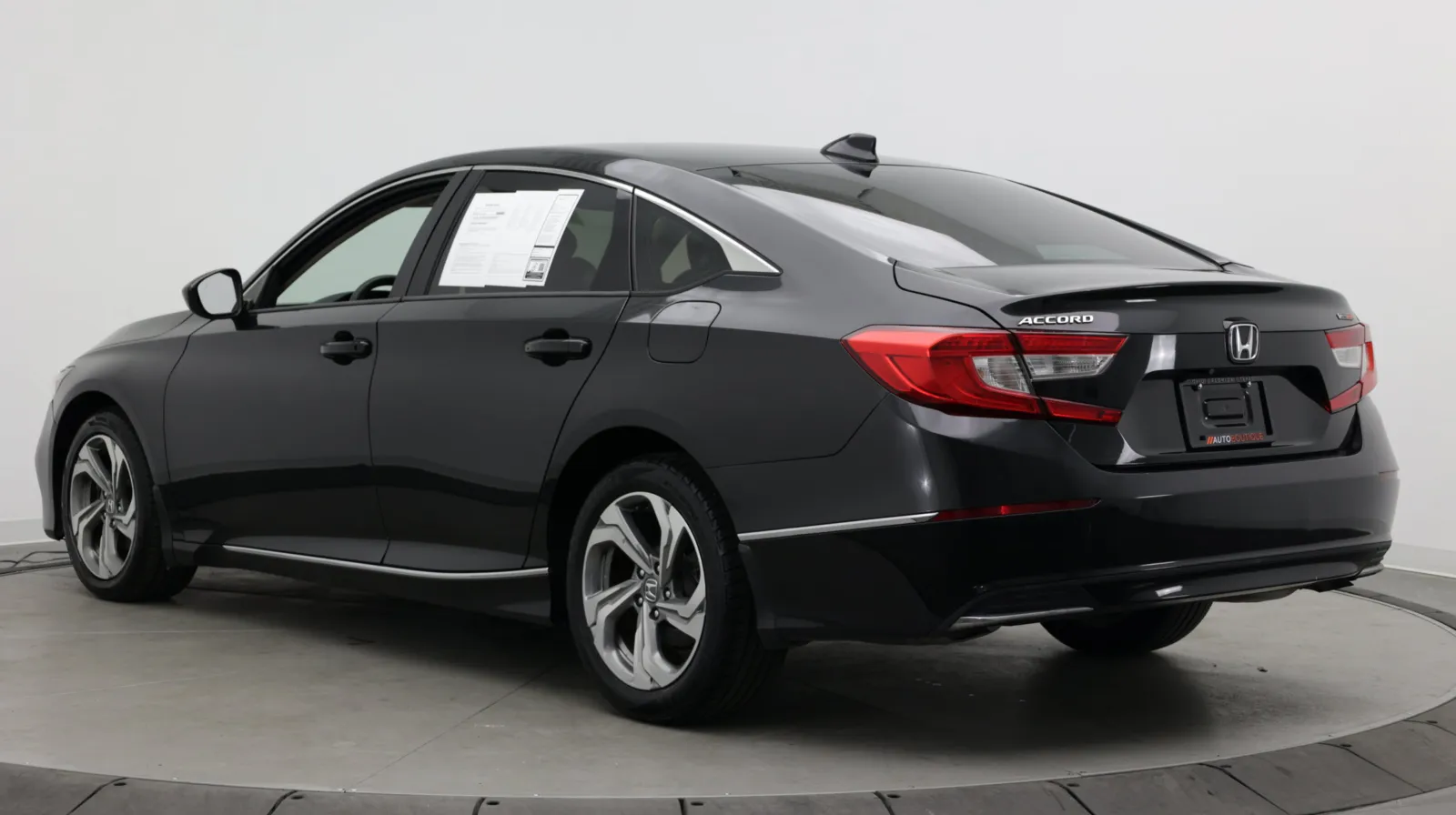 Honda Accord photo 5