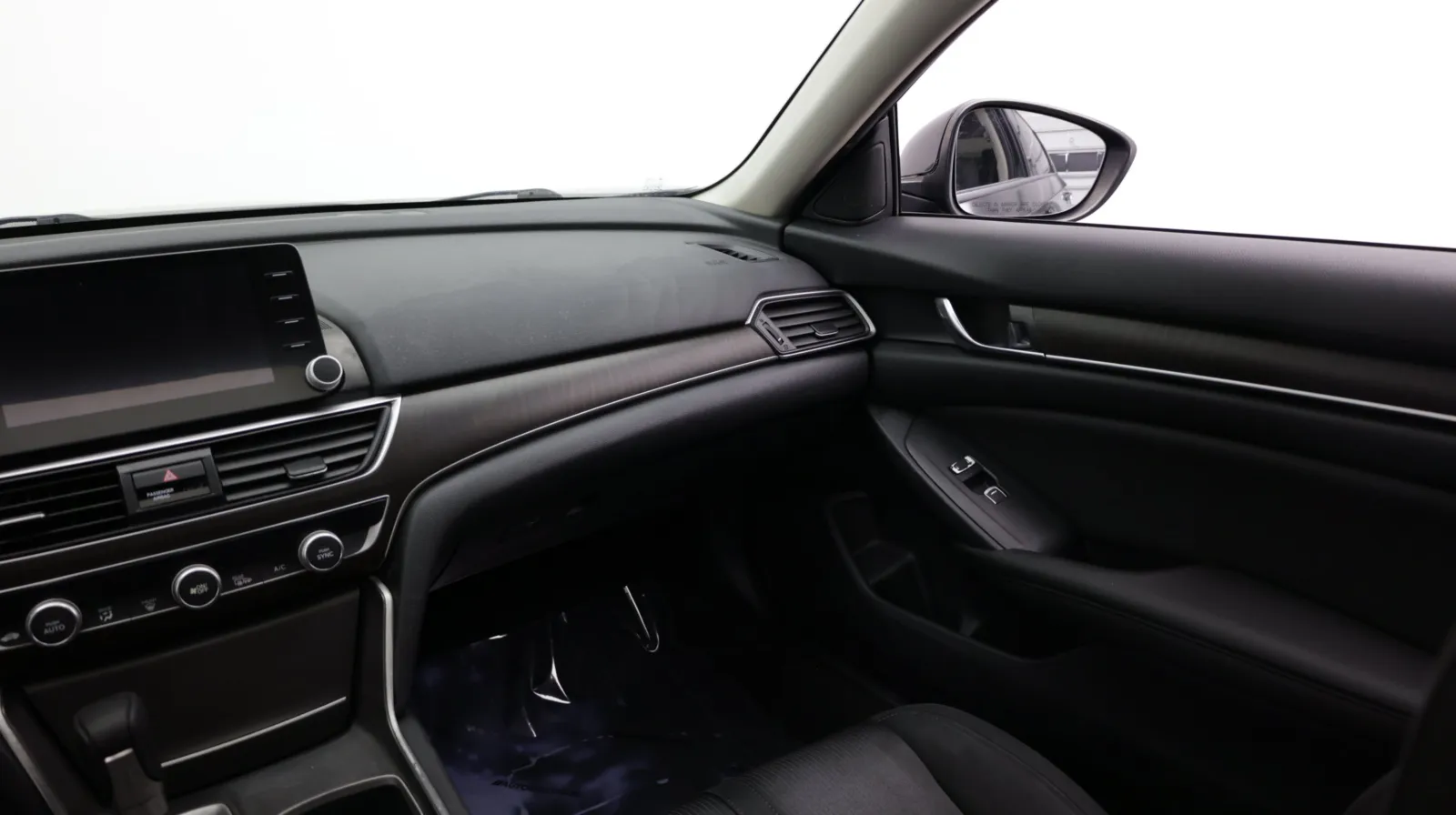 Honda Accord photo 29