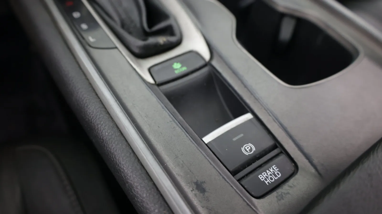 Honda Accord photo 12
