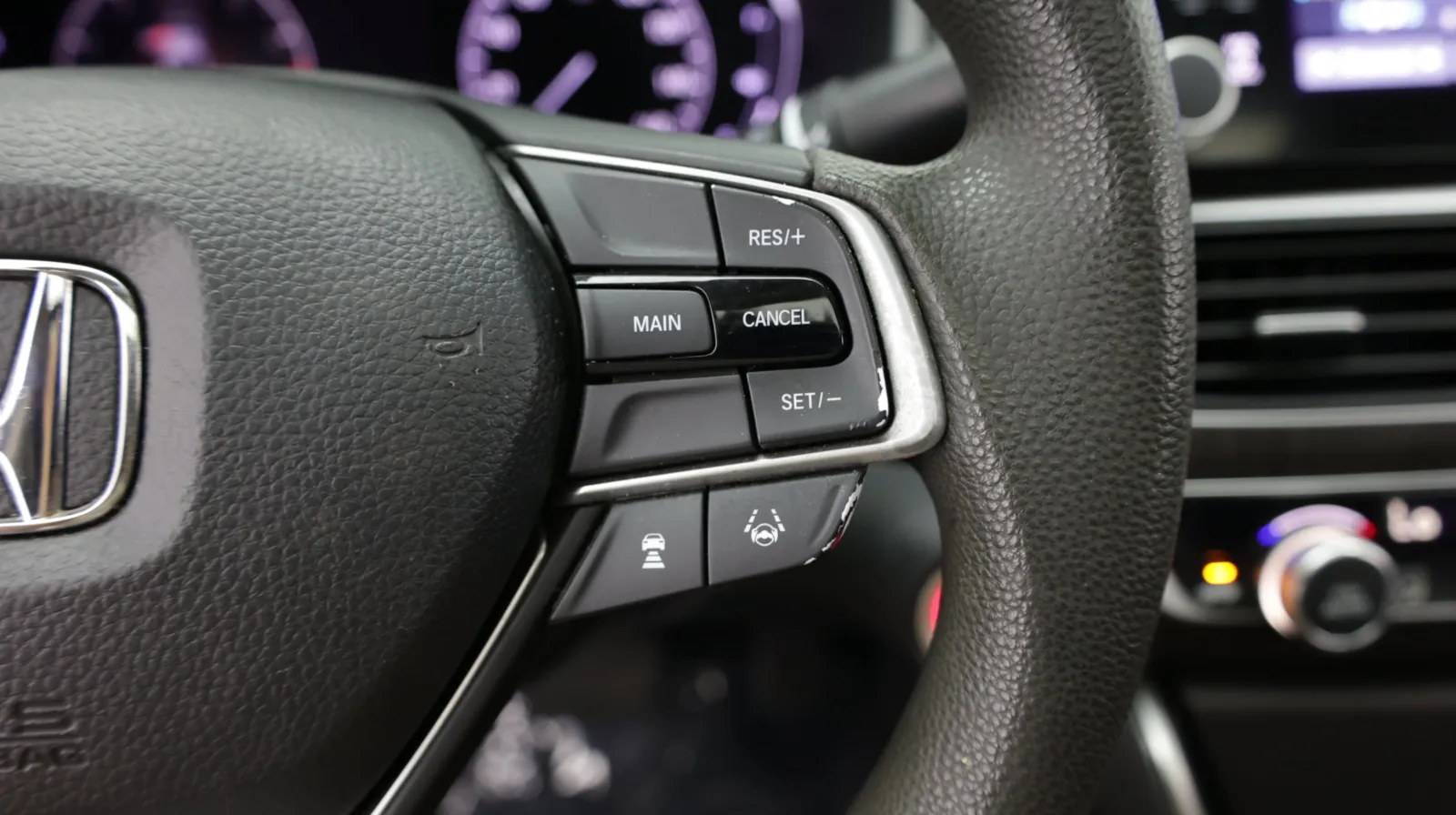 Honda Accord photo 20