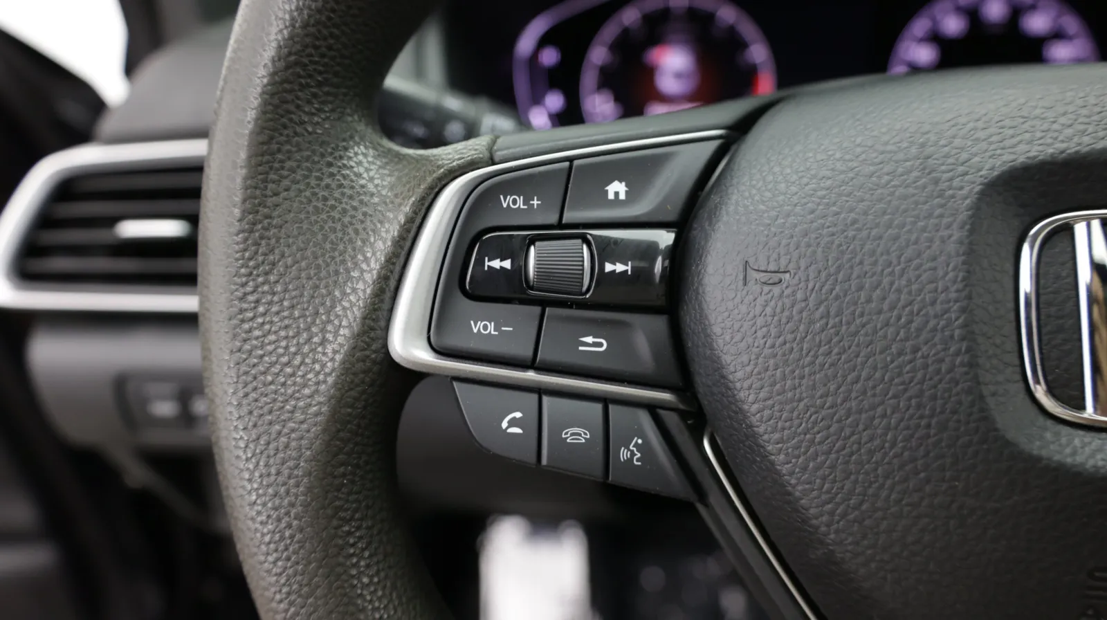 Honda Accord photo 19