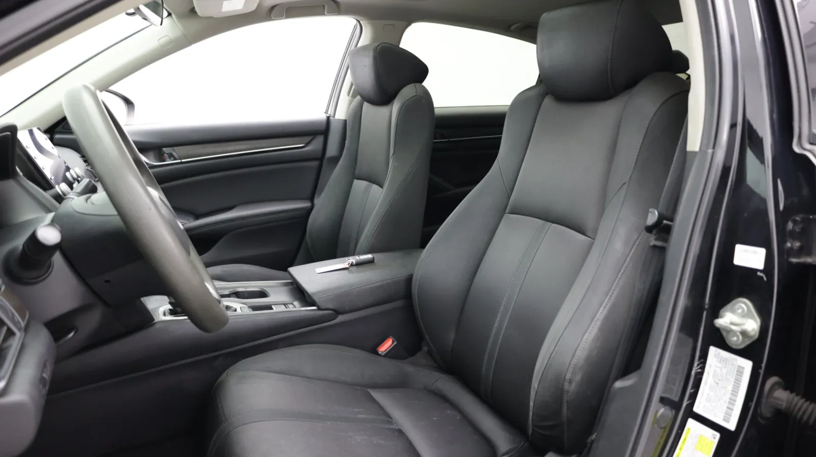 Honda Accord photo 22