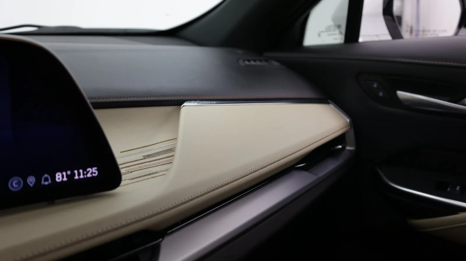 Cadillac XT4 photo 27