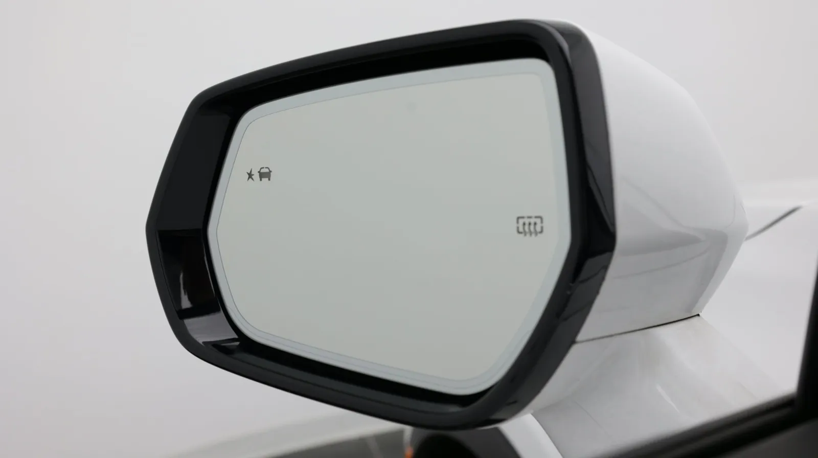 Cadillac XT4 photo 15