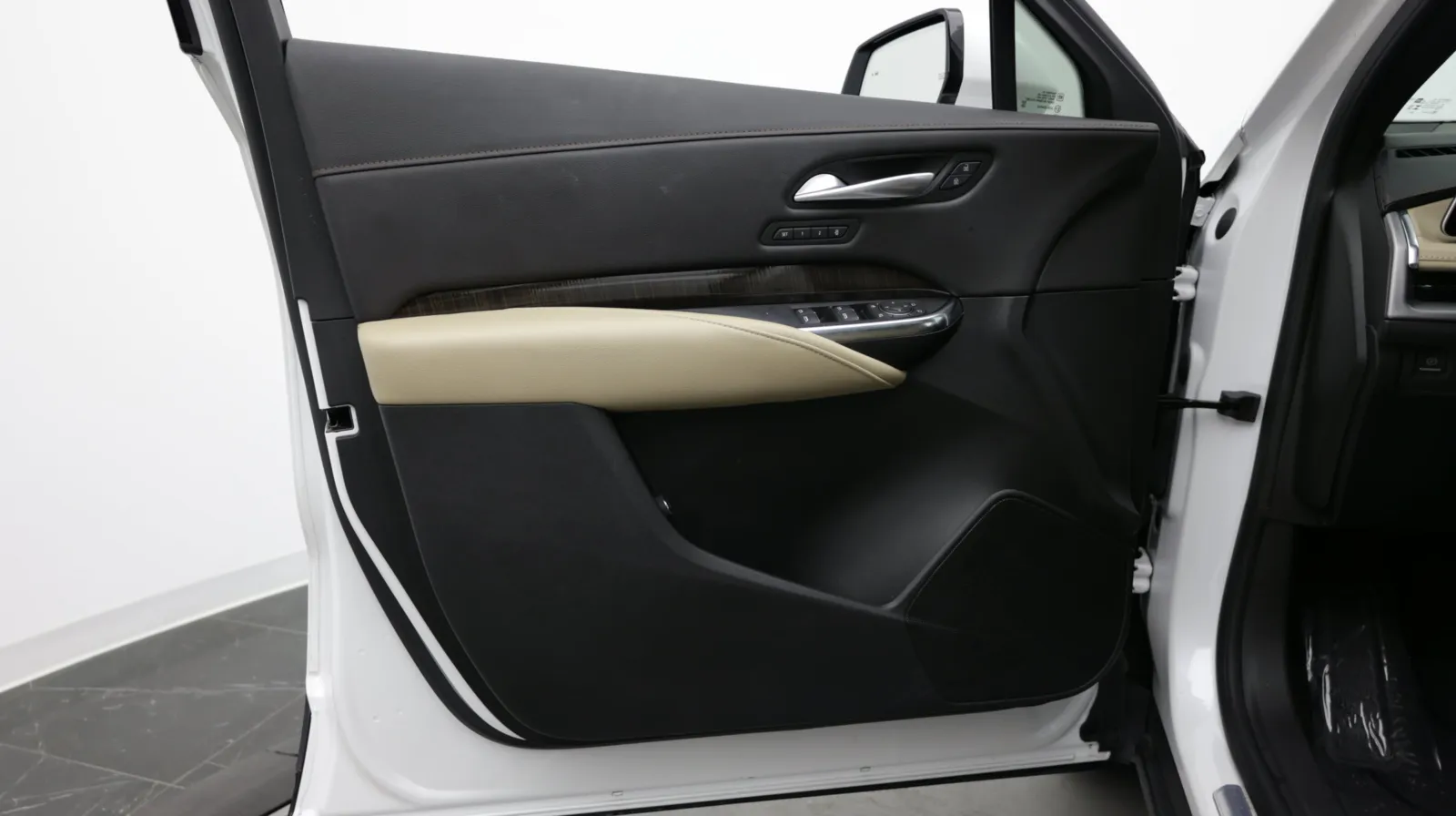 Cadillac XT4 photo 12