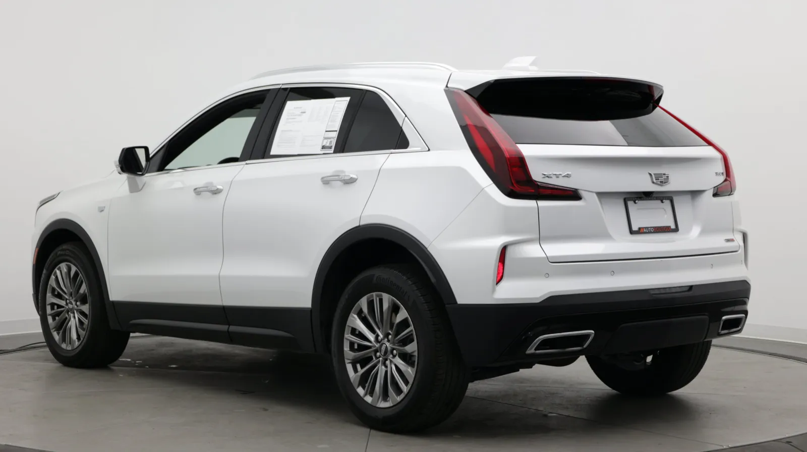 Cadillac XT4 photo 6