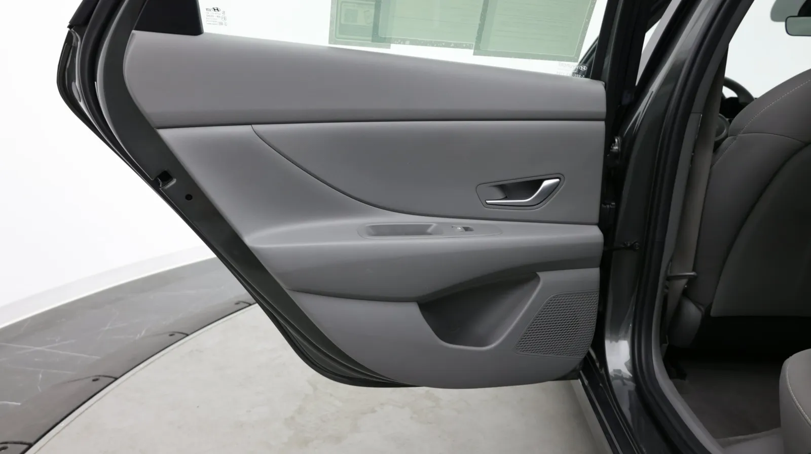 Hyundai Elantra photo 24