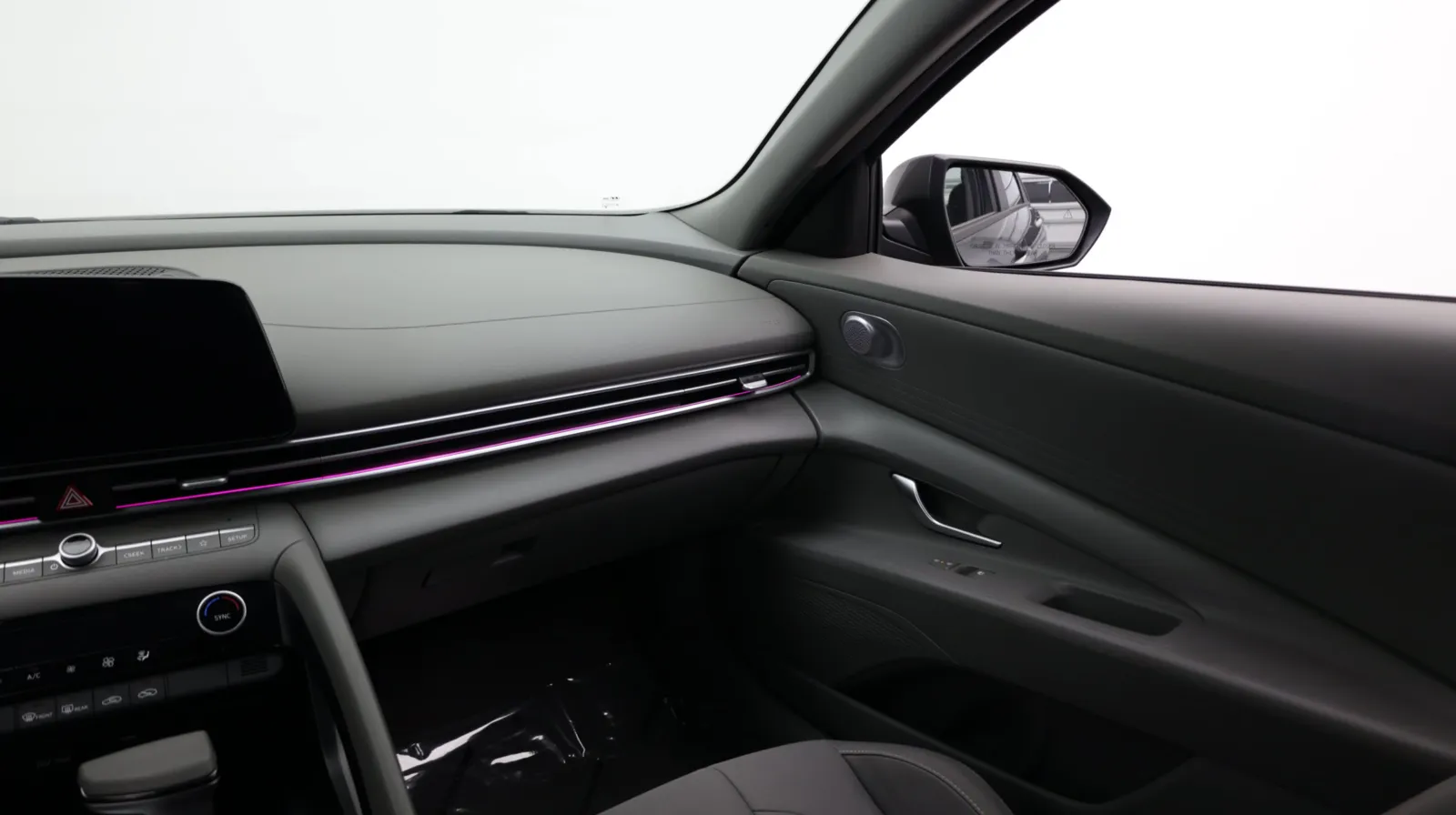 Hyundai Elantra photo 28