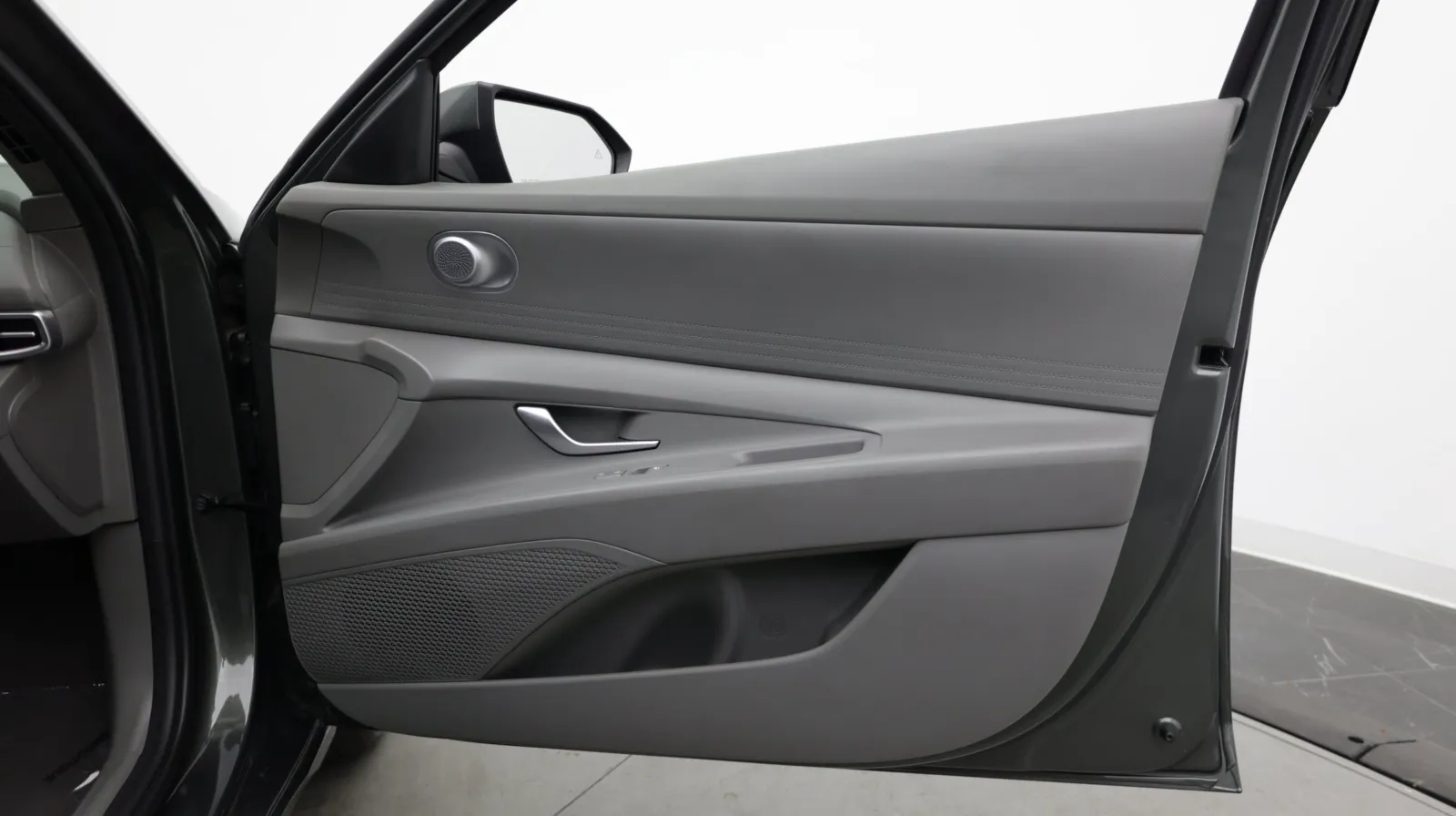 Hyundai Elantra photo 31
