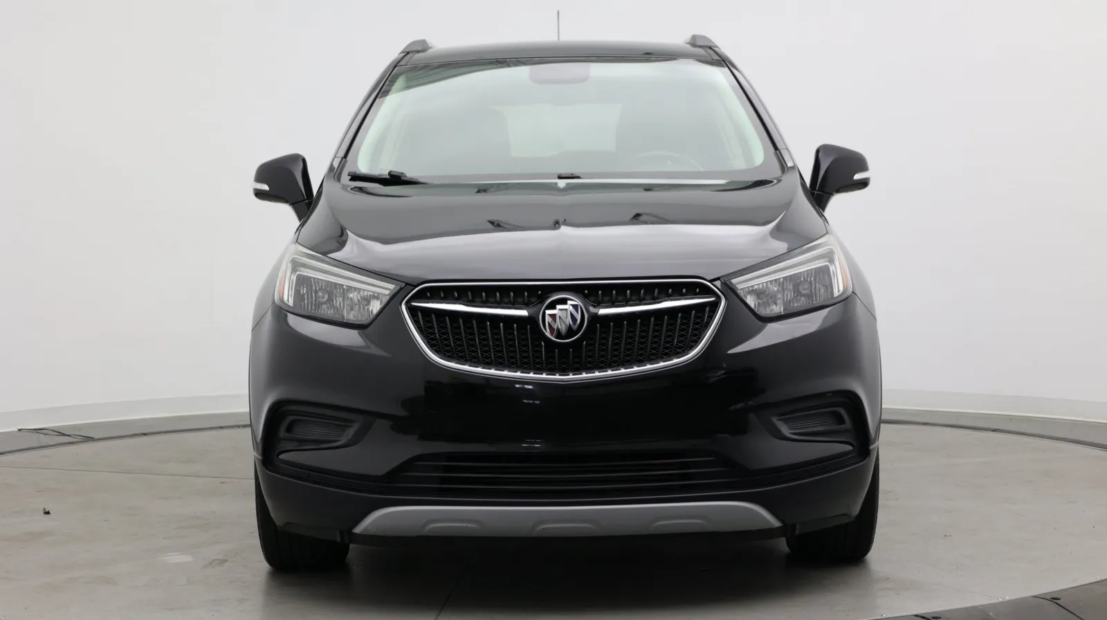 Buick Encore photo 2