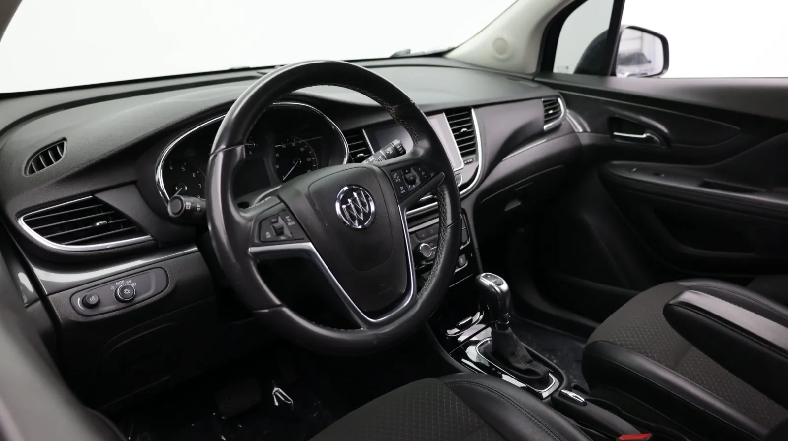 Buick Encore photo 10