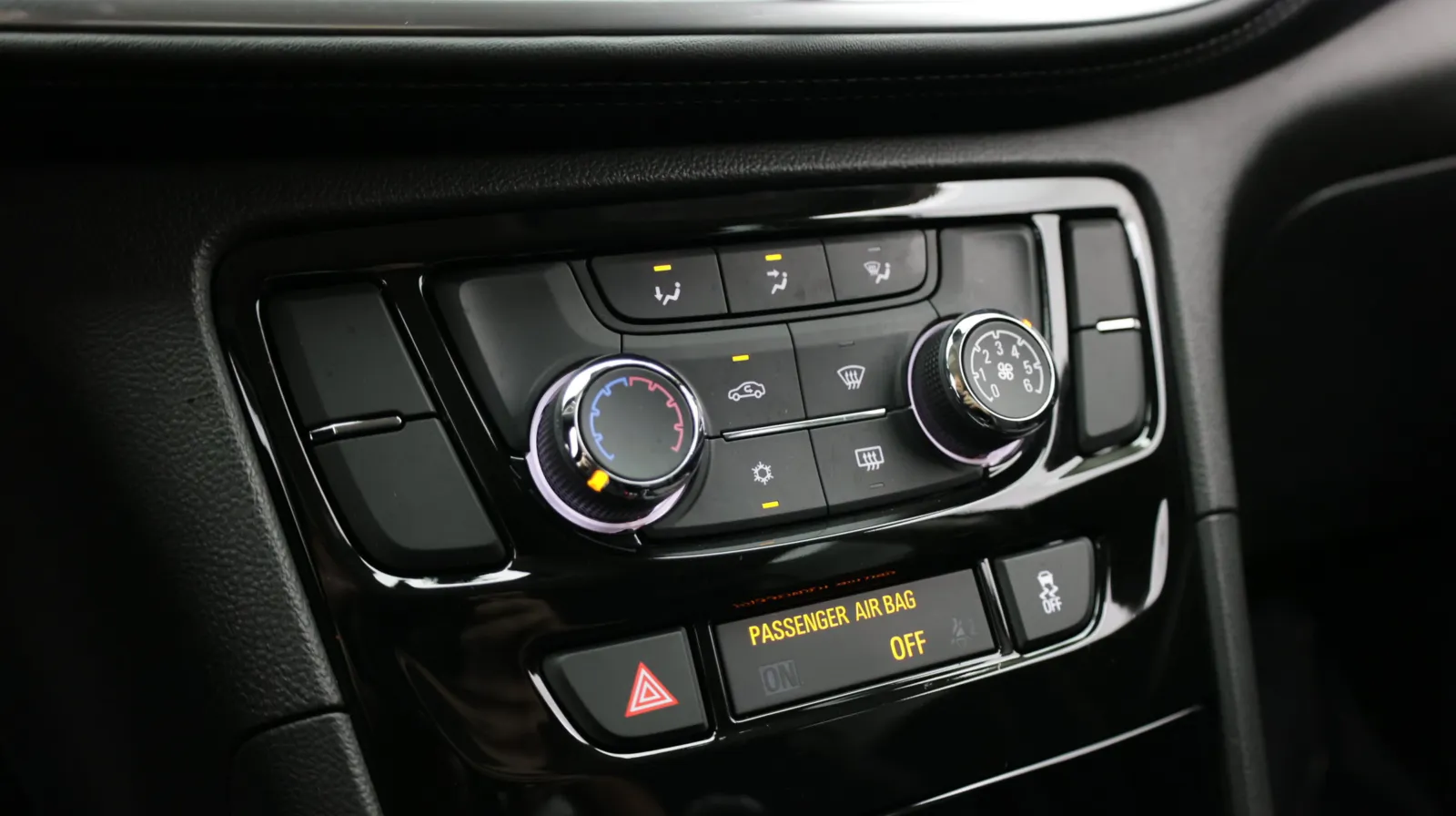 Buick Encore photo 17