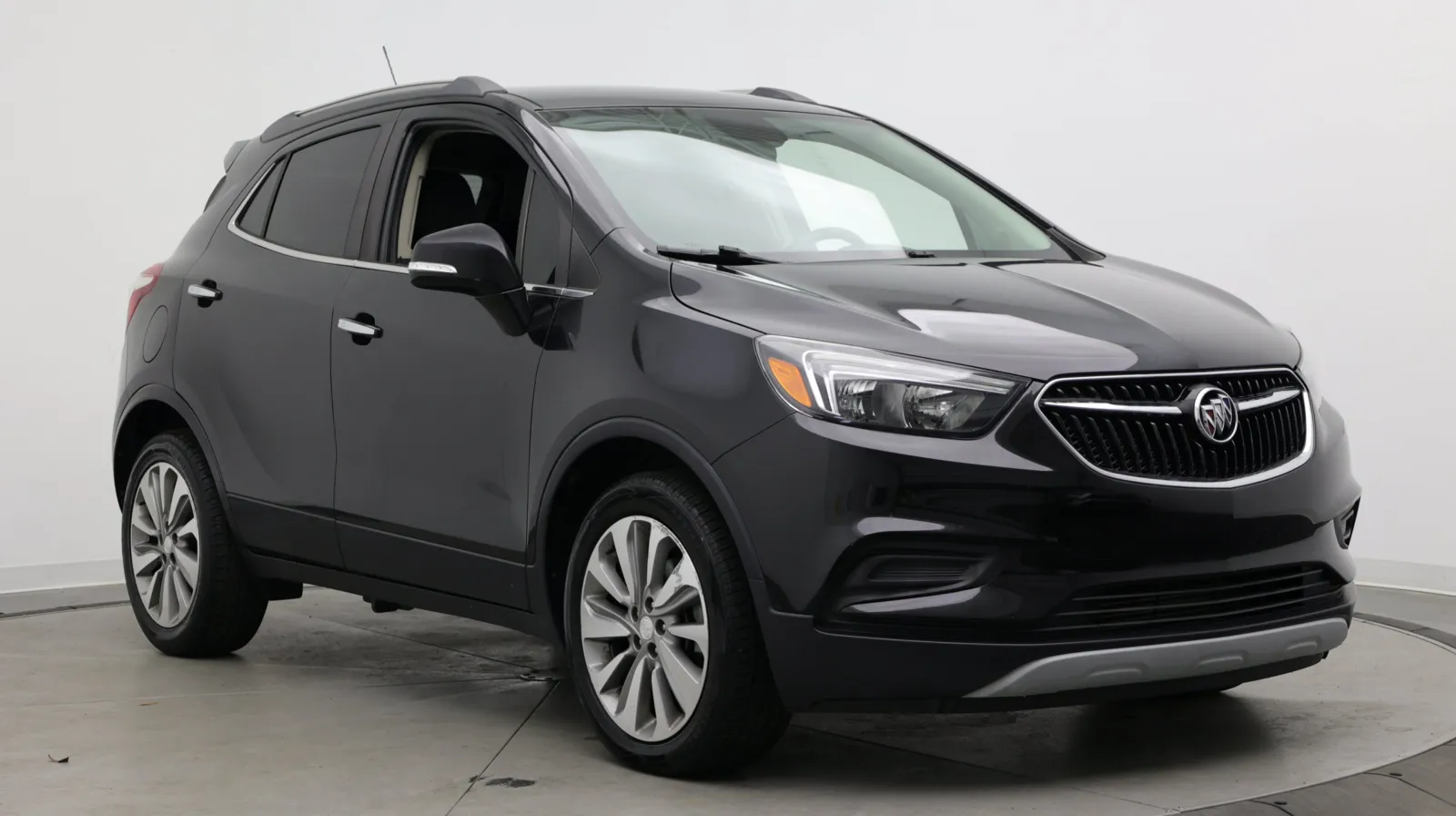 Buick Encore photo 3