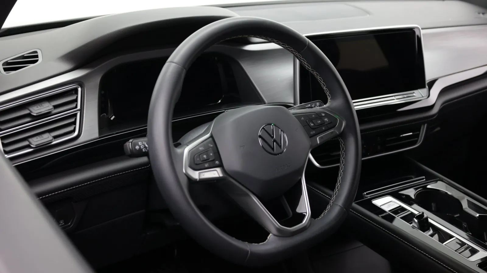 Volkswagen Atlas Cross Sport photo 8