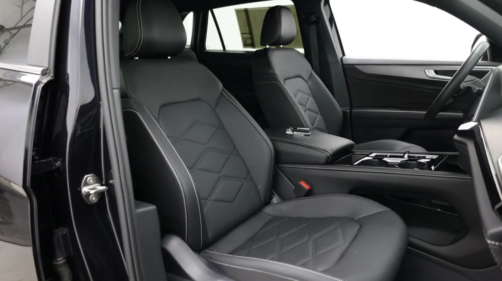 Volkswagen Atlas Cross Sport photo 36