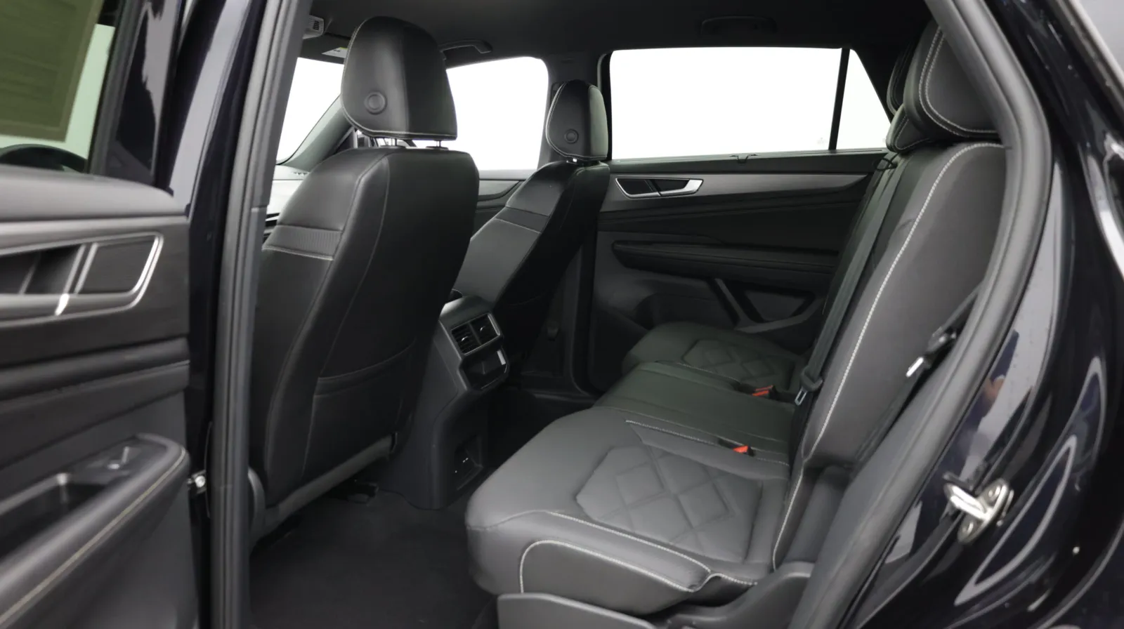 Volkswagen Atlas Cross Sport photo 23